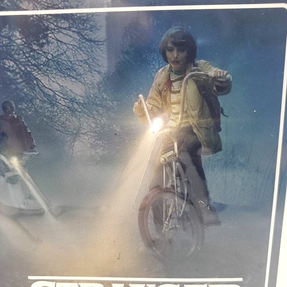 Vintage Loungefly Stranger Things Lunch Box Metal Rare Collectible Netflix - Picture 3 of 13